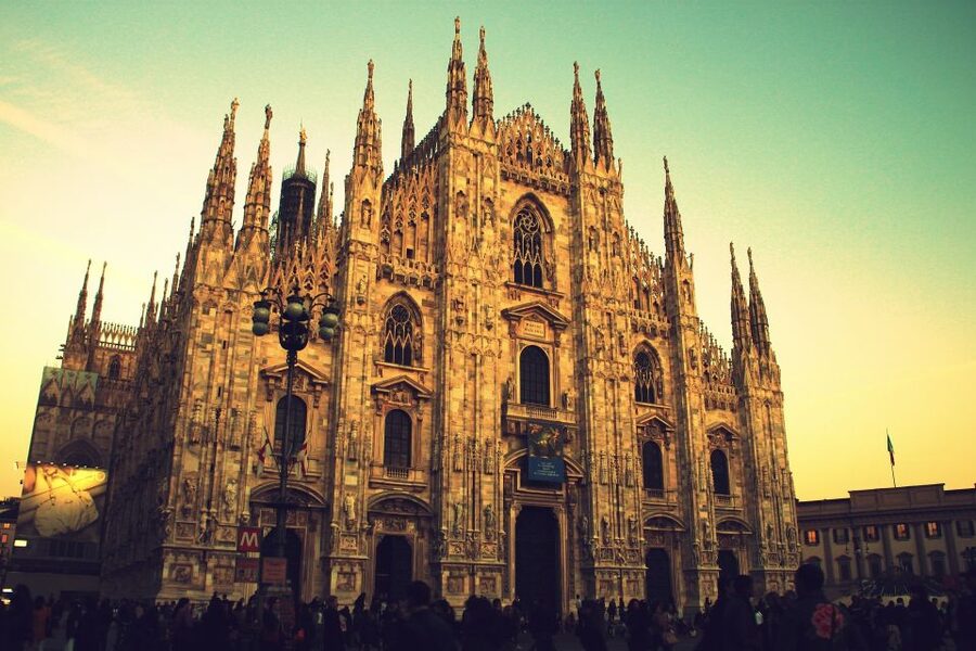 2-Hour Milan by Night Walking Tour - Starting at Piazza della Scala under Da Vinci’s statue
