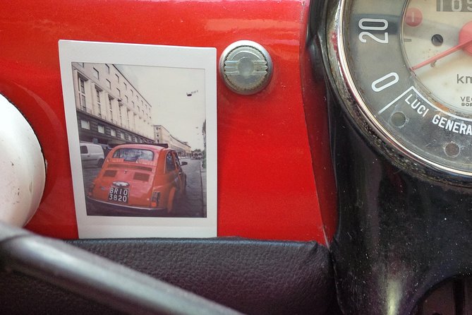 2 hour Vintage Fiat 500 Central City Tour in Milan - Sforza residence and the Sala delle Asse story