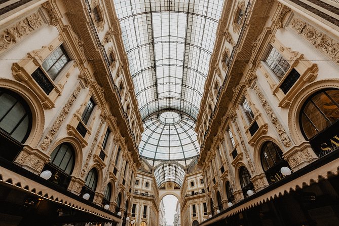 BERGAMO ORIO AL SERIO - Milano airport transfer with private Luxury Van - Door-to-Door Ride in a Private Luxury Van