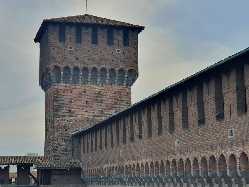 Branca Tower and Sforza Castle Guided Tour - Timing and pacing: when 2 hours can feel tight
