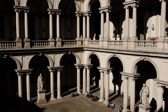 Brera district & Pinacoteca 2-hours guided experience with entrance tickets included - Brera District in 30 minutes: Alleys, boutiques, and the Milan you want