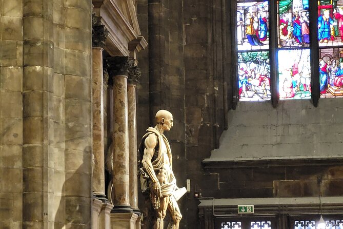 Cathedral & Skyline: Duomo di Milano Tour with Rooftop Access - Key things to know before you go