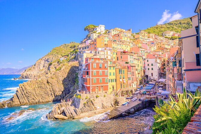 Cinque Terre Sea Park with Limoncino Tasting Day Trip from Milan - Base vs Full Tour: what you really get for your money