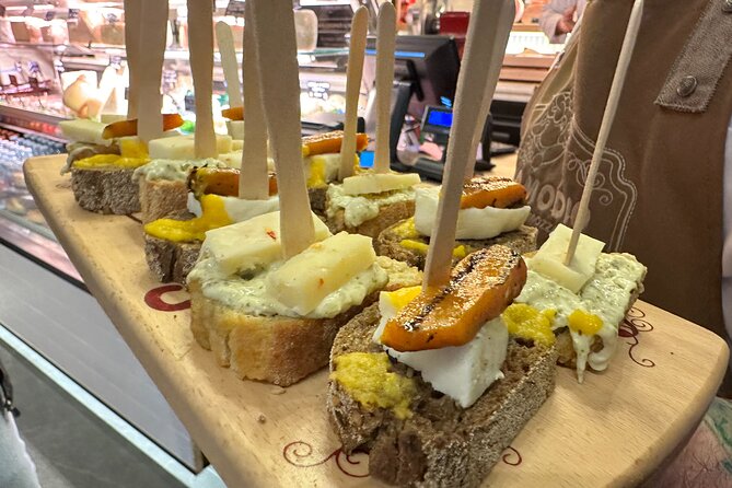 Delicious Milan Street Food Tour Tasting and Sightseeing with Local Guide - Street Food Meets Milan’s Biggest Sights in 2.5 Hours