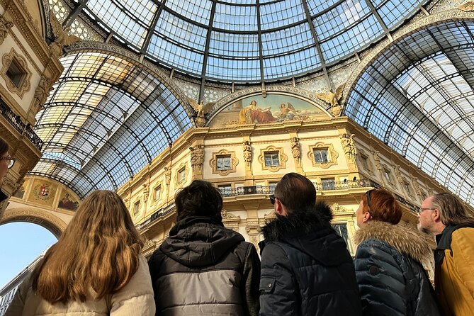 Delicious Milan Street Food Tour Tasting and Sightseeing with Local Guide - The First Food Beat: Breakfast With Panettone