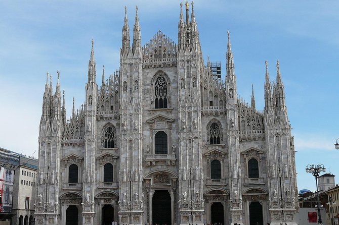 Duomo and Sforza Castle Guided Tour in Milan - Castello Sforzesco: A 15th-Century Fortress with Museum-Stop Highlights