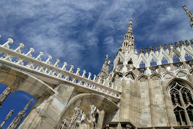 Duomo and Sforza Castle Guided Tour in Milan - Getting Between Stops Without Losing the Day