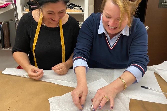 Fashion Workshop in Atelier and Fashion District Tour - Fabrics, patterns, and sewing tips you’ll use again