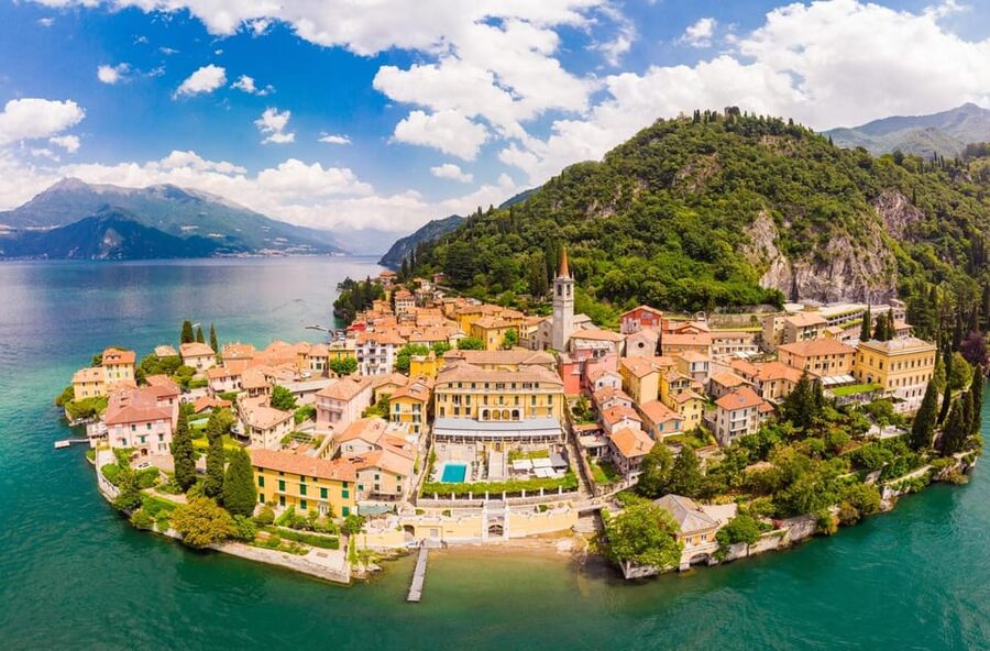 From Milan: Full-Day Trip to Como and Bellagio - Milan to Como by luxury coach: your day starts with momentum