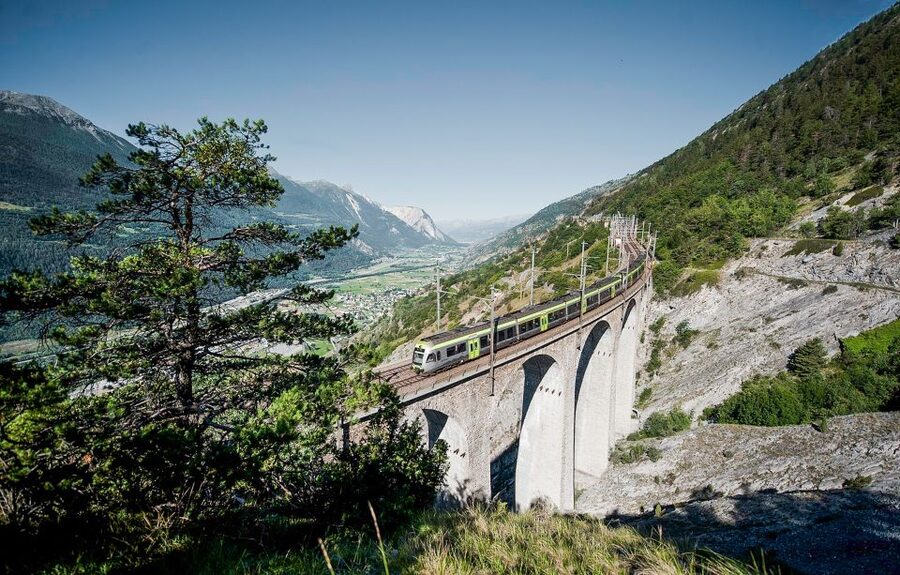 From Milan: Interlaken & Swiss Alps Day Trip - Comfort Tips for a Day That’s Mostly Moving