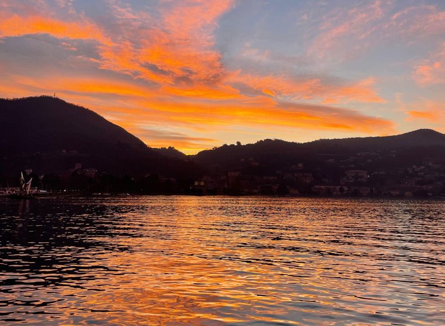 From Milan: Lake Como Day Trip Bellagio and Villa Carlotta - The public ferry cruise between Varenna, Bellagio, and Tremezzo