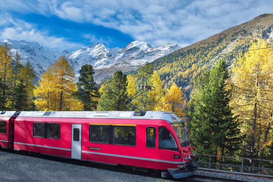 From Milan: Round-Trip Bernina Red Train to Saint Moritz - The ride back: how to handle winter darkness and timing