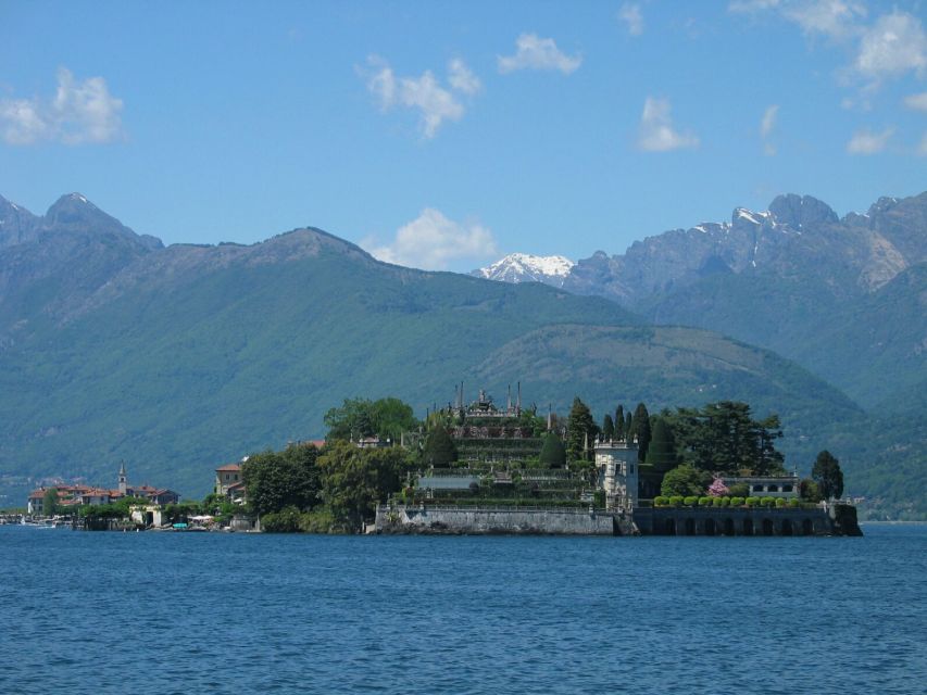 From Milan: Stresa, Alps, & Lake Maggiore Full-Day Tour - Starting in Milan: the Foro Buonaparte meeting point
