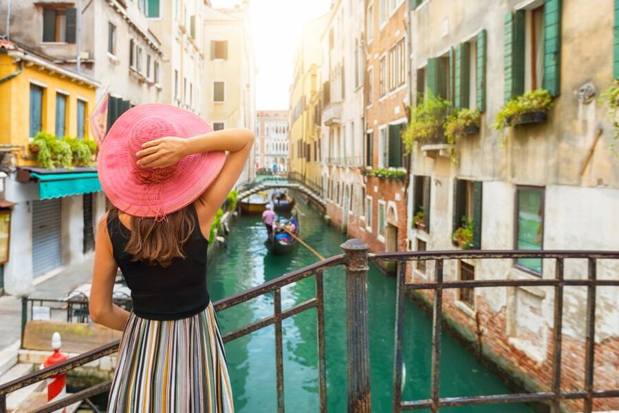 From Milan: Venice and Verona Full-Day Tour by Train - Terrazza Gallia meeting point: start clean, start early