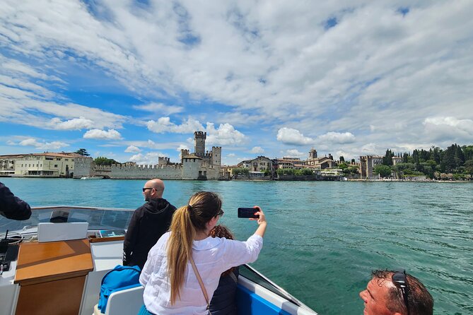 From Milan: Verona, Sirmione and Lake Garda Tour with Boat Cruise - Sirmione: A Small Lake Town With Two Big Choices