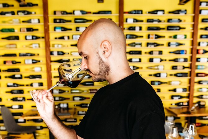 Fun Wine Tasting with the most italian Sommelier in Milan - What Happens in Two Hours (And Why the Timing Works)