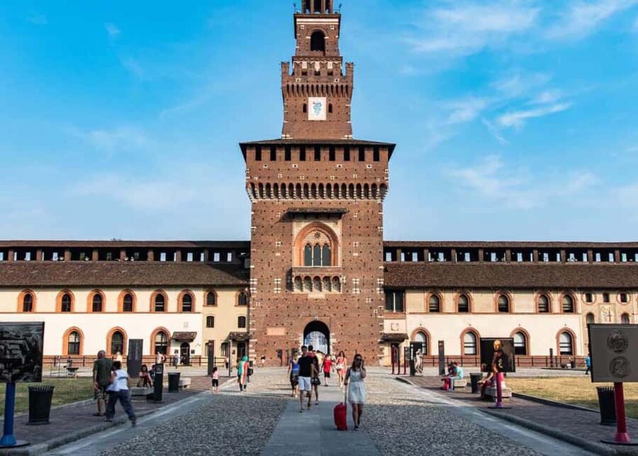 Guided Tour: Discover Sforza Castle and Michelangelo's Art - Michelangelo’s Pietà Rondanini: Why the Final Work Hits
