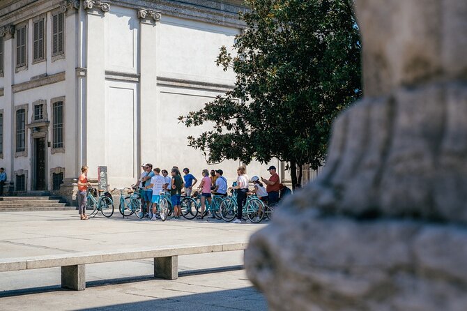 Highlights and hidden gems of Milan Bike Tour - Parco Sempione and Colonne di San Lorenzo: the ride slows down at both ends