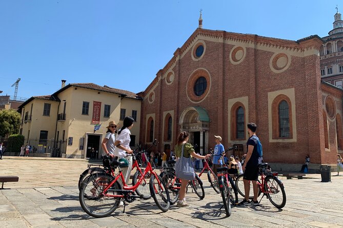Highlights of Milan Bike Tour - Duomo and the Galleria: Big Milan Energy, Up Close