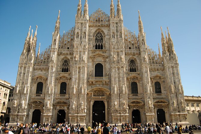Highlights of Milano Private Walking Tour: Duomo, Castle & Gelato - Piazza Affari and the L.O.V.E. Sculpture: Milan’s Financial Heart with a Sense of Humor
