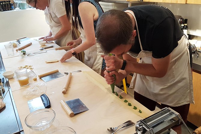 Italian Cocktail + Art of Making Pasta Cooking Class In Unique Milan Location - Vittorio and Letizia: why this class gets remembered