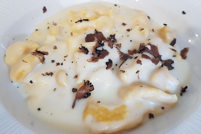 Italian Cocktail + Art of Making Pasta Cooking Class In Unique Milan Location - Pricing and value: $192.24 for 2.5 hours in Milan
