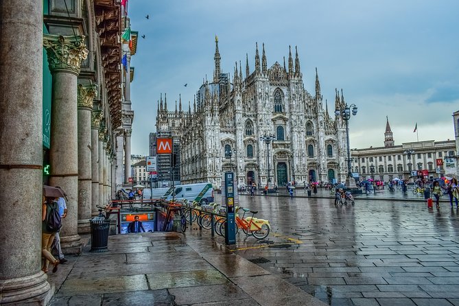La Scala Museum and Theatre 1 Hour Tour in Milan - Quick take: La Scala in one hour