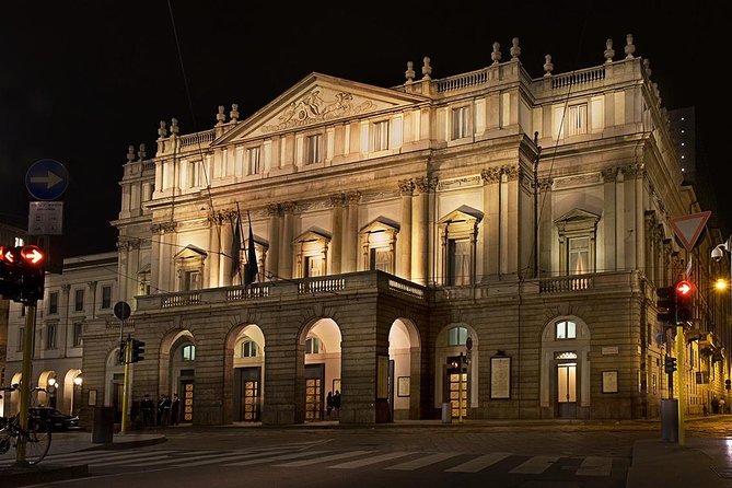 La Scala Theatre and Museum Tour in Milan With Private Guide - Teatro alla Scala in an hour: what you’re actually buying