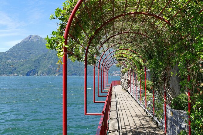 Lake Como and Switzerland: Bellagio & Lugano Tour With Boat Ride - The Ferry Moment: Menaggio to Bellagio Views