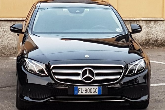 Lake Como-Private Transfer Como-Cernobbio-Moltrasio-Laglio to MXP - Pickup at your hotel (and the courtesy window)