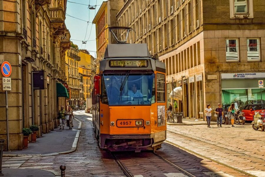 Milan: 2.5-Hour City Tour by Tram - Tram hop timing and how the 2.5 hours “adds up”