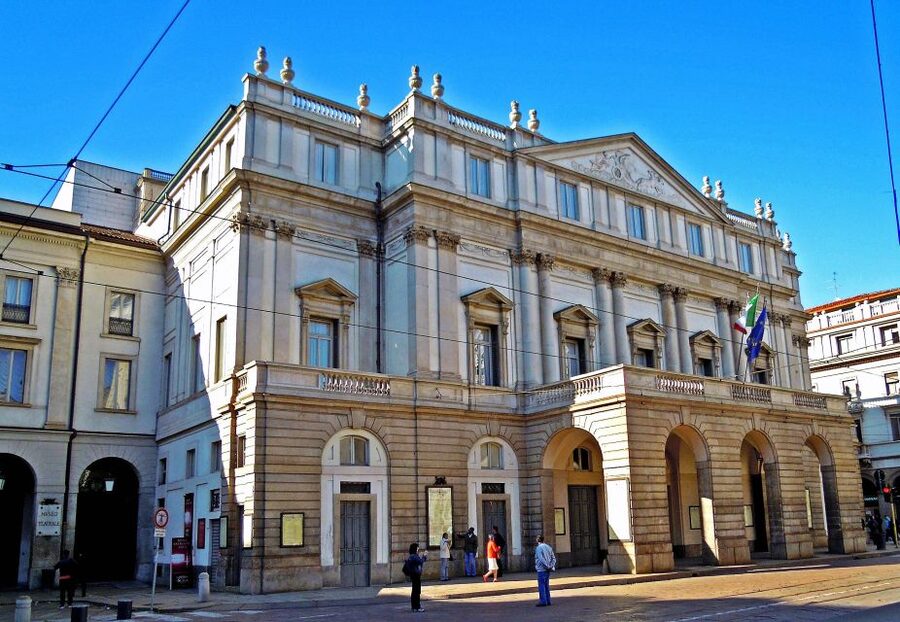 Milan 3–Hour Cultural Bike Tour - Who should book this bike tour—and who might want a different style