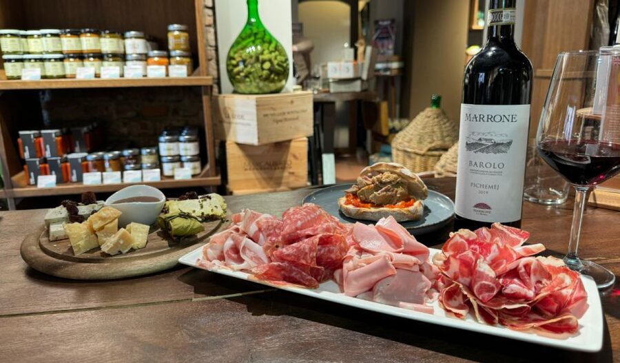 Milan: Aperitivo with Food Selection & a Glass of Wine - Key things to know before you go