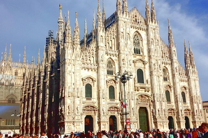 Milan: Best of Skip-the-Line Duomo Guided Tour Experience - The rooftop symbol without the climb: how the Madonnina changes your perspective