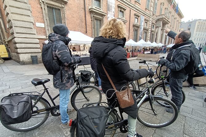 Milan: Bicycle Tour Live Tourist Guide 3 hours and half - Milan Skyline: Starting With Perspective