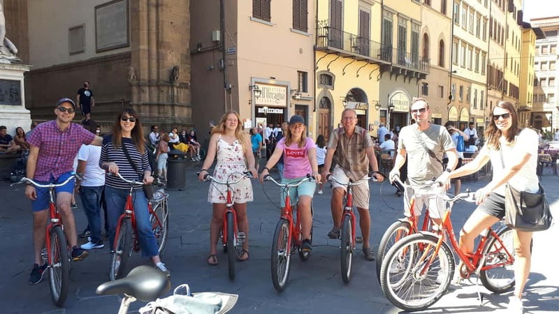 Milan Bike Rentals - From the Duomo to the Sforzesco area: cycling with landmarks in view