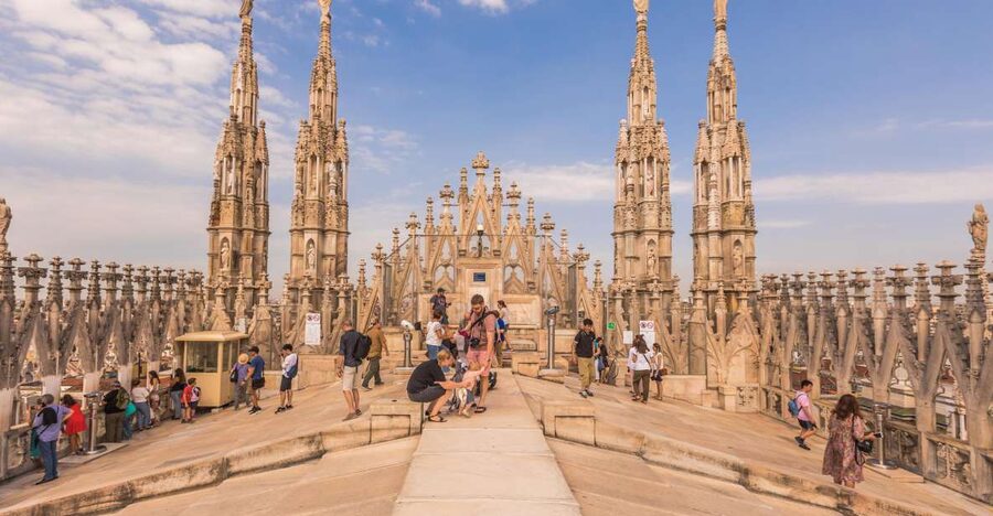 Milan: Cathedral Rooftop Tour - Skipping the Ticket Line: The Elevator Ride That Saves Your Time