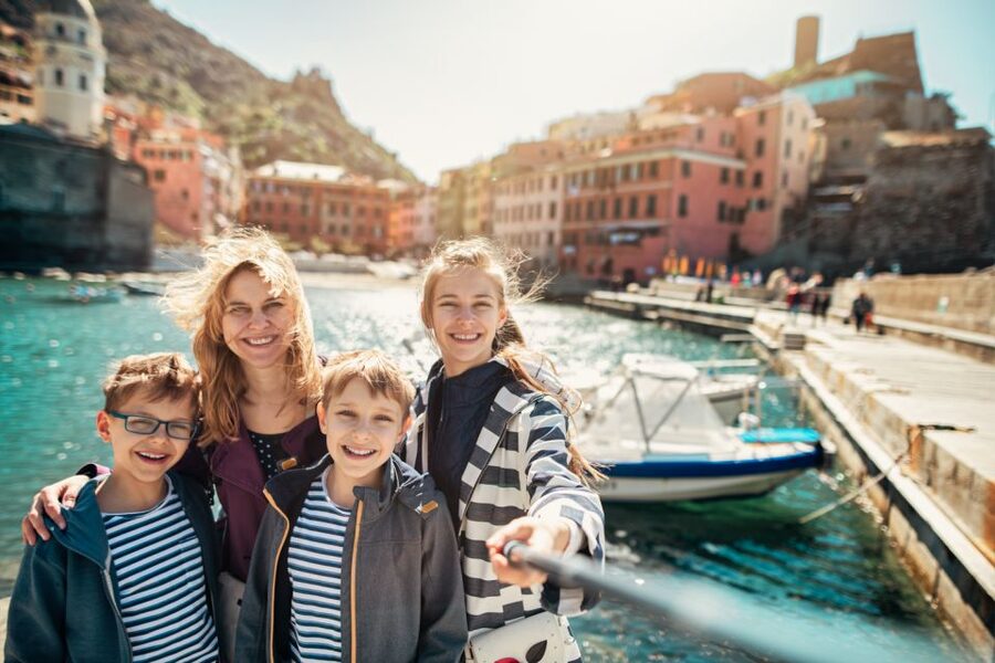 Milan: Cinque Terre Full-Day Guided Trip With Cruise - Weather, dock access, and the “plan B” factor