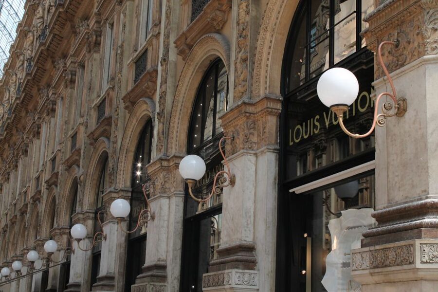 Milan: City Highlights Walking Tour - Galleria Vittorio Emanuele II: more than a shopping arcade