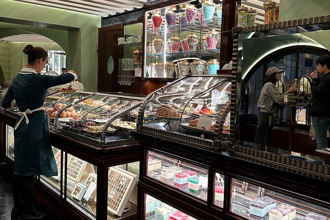 Milan Coffee & History Crawl with a Licensed Tour Guide - A Milan coffee walk built for real-world energy