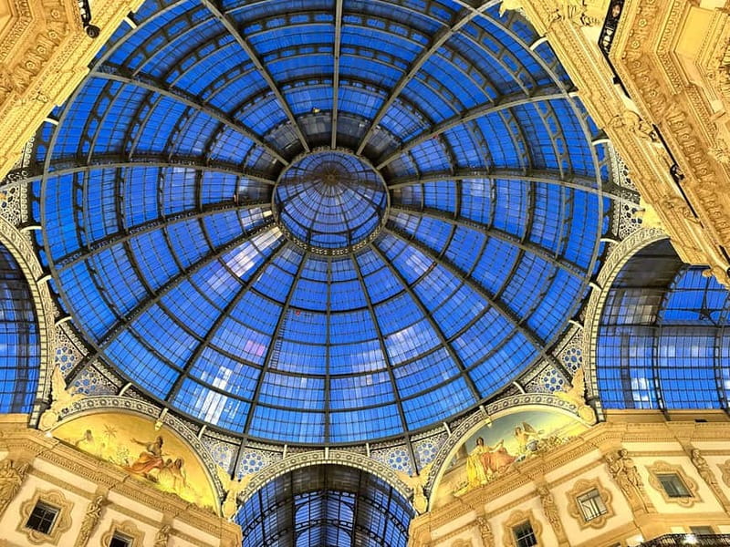Milan: Delicious Food Tour and City Center Sightseeing - Piazza Mercanti and Piazza del Duomo: the big square payoff