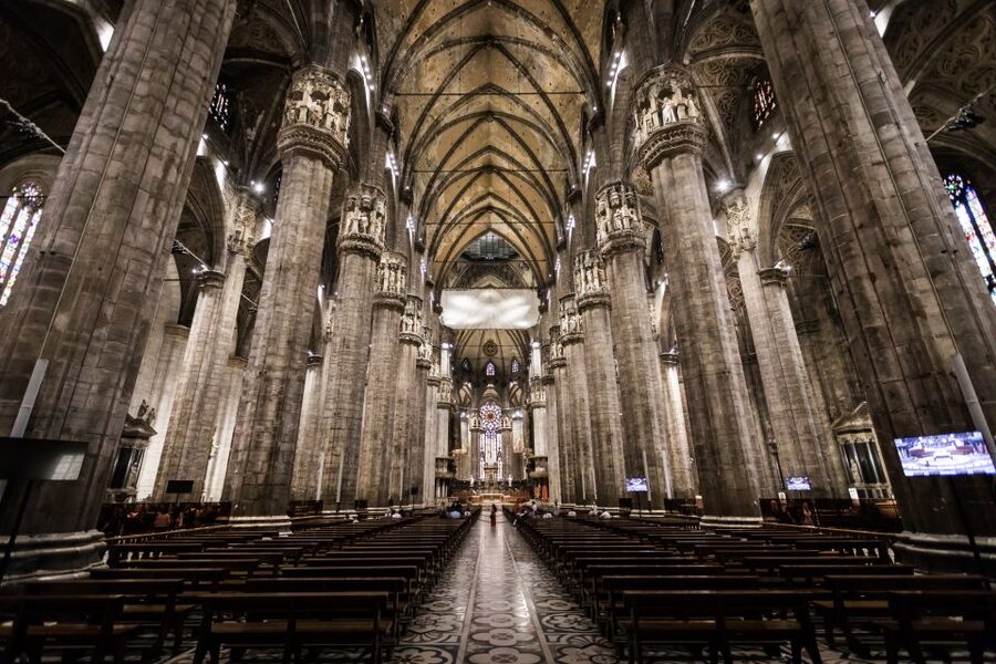 Milan Duomo and Rooftop 2-Hour Guided Tour - Duomo Interior Access: Skip the Line, Then Enter Without Waiting
