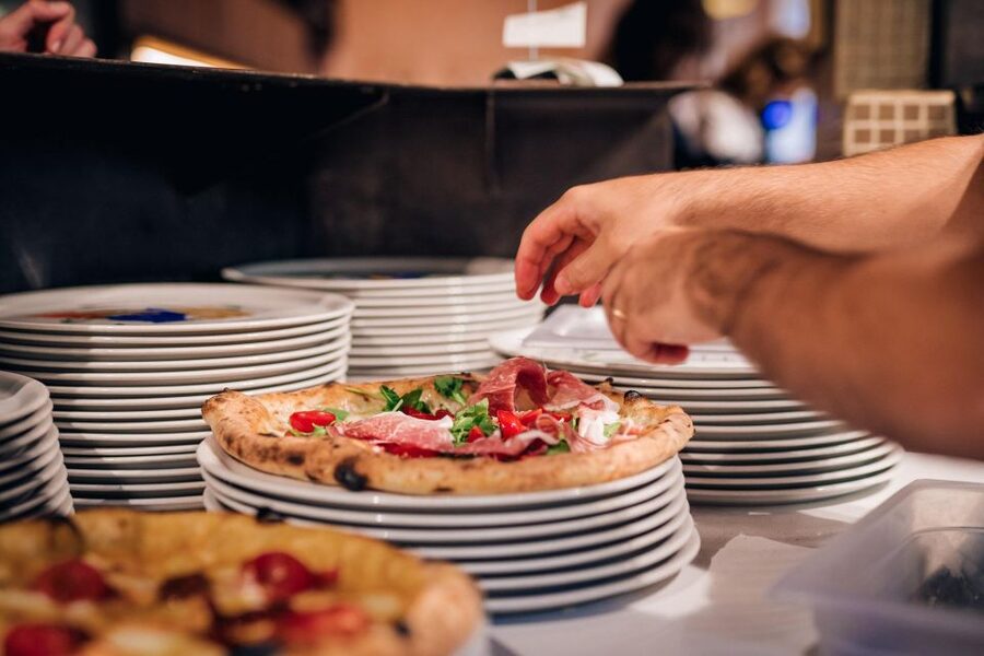 Milan: Duomo, Galleria, Brera, & Pizza Tasting Private Tour - Brera on Foot: Piazza Cordusio, Via Dante, and the Real Neighborhood Feel