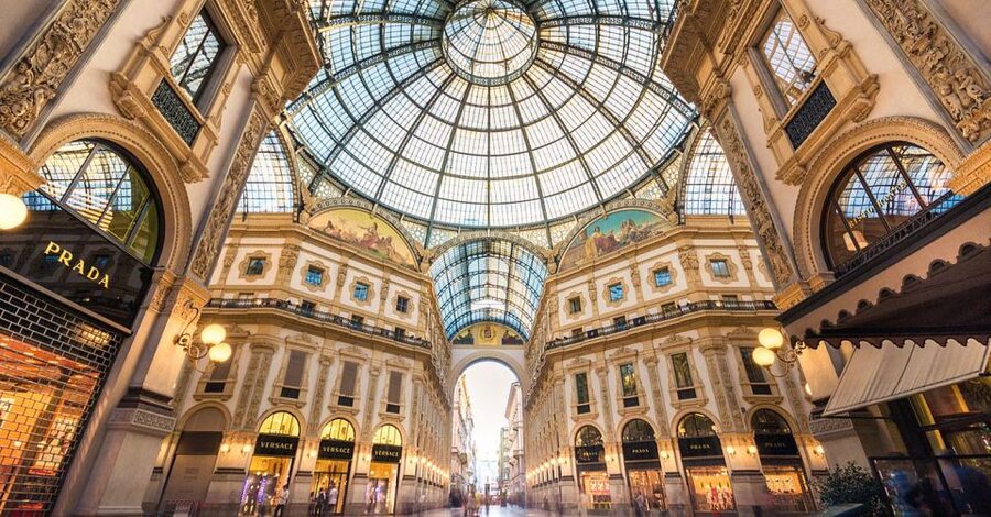 Milan: Duomo & Last Supper Private Tour with Gelato Tasting - Entering Duomo: Skip the Line, Then Slow Down
