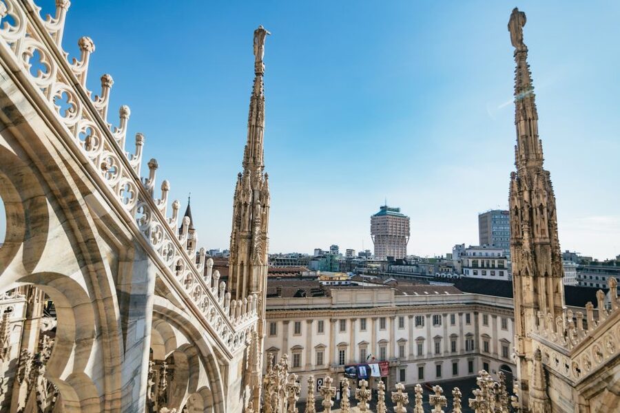 Milan: Duomo Rooftop and Cathedral Guided Tour with Tickets - Key highlights to look for