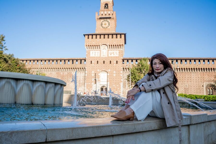 Milan: Duomo Square and Gallery Private Photo Shoot - How the 45–60 Minute Flow Fits Real Travel Days
