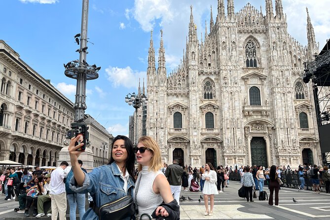 Milan: Duomo Tour with Rooftop Access – Small Group or Private - Why the Duomo rooftop timing matters more than you think