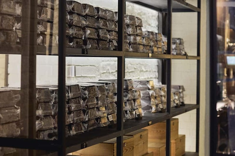 Milan: Enrico Rizzi Chocolate Factory Tour with Tasting - The workshop: skin separation and slow stone grinding up to 80 hours
