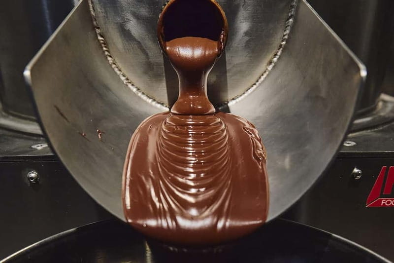 Milan: Enrico Rizzi Chocolate Factory Tour with Tasting - Price and value: what $35 buys you in Milan