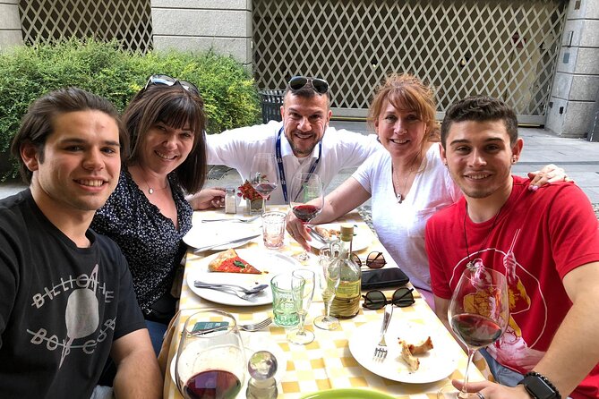 Milan exclusive private tour and wine tasting - Porta Garibaldi and Corso Como: where the city breathes between sights